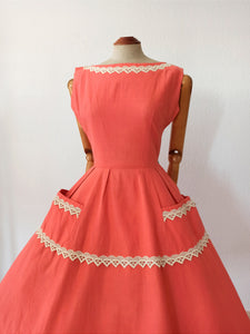 1950s - ERVASTIL - Adorable Salmon Linen Dress - W25 (64cm)