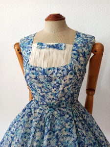 1950s 1960s - Adorable French Blue Floral Dress - W29 (74cm)