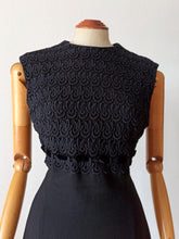 Charger l&#39;image dans la galerie, 1960s - Stunning Black Wool Dress - W32 (82cm)
