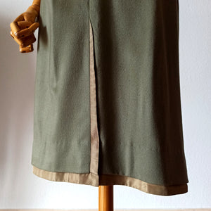 1950s - Exquisite Olive Green Soft Wool Dress - W27.5 (70cm)