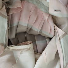 Cargar imagen en el visor de la galería, 1950s - VANQUIEUR, France - Exquisite Pastel Green Pink Dress - W24 (60cm)
