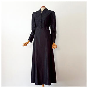 1930s 1940s - Outstanding Black Lace Satin Dress - W30 (76cm)