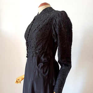 1930s 1940s - Outstanding Black Lace Satin Dress - W30 (76cm)