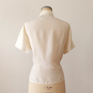 1950s - St. MICHAEL, UK - Exquisite White Silk Blouse - W41 (104cm)