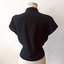 Carica l&#39;immagine nel visualizzatore di Gallery, 1950s - Stunning Black Rayon Blouse - W38 (96cm)
