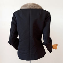 Charger l&#39;image dans la galerie, 1950s 1960s - MARIS, Germany - Stunning Black Wool Jacket - W39 (100cm)
