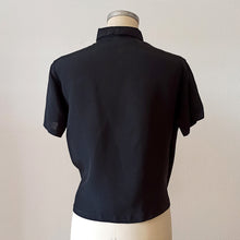 Charger l&#39;image dans la galerie, 1950s - Gorgeous Black Rayon Silk Blouse - Sz. 44
