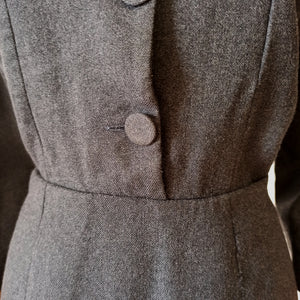 1940s - AVIGNON, France - Grey Wool Dress - W35 (88cm)