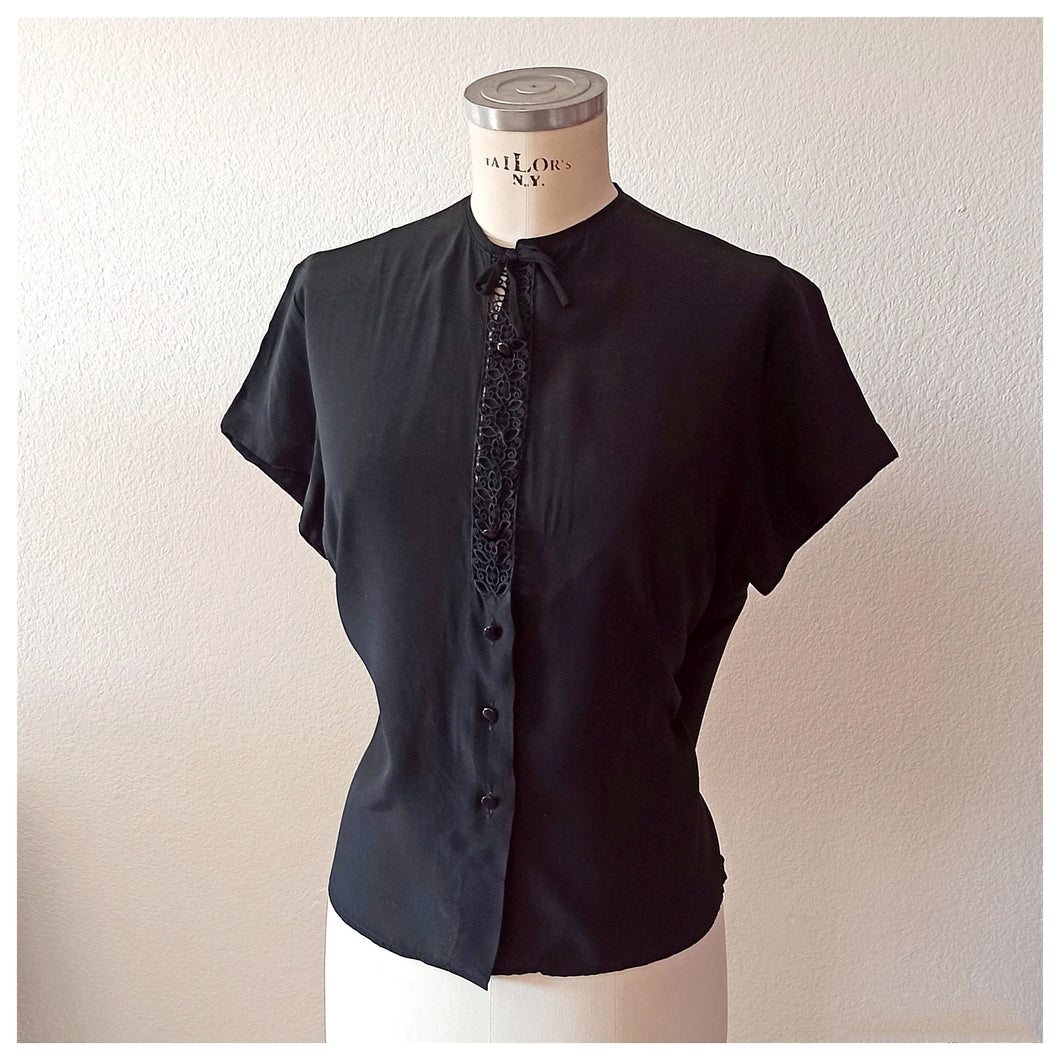 1950s 1960s - WALDFEE, Germany - Exquisite Black Rayon Blouse - Sz. 44