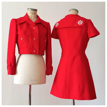 Charger l&#39;image dans la galerie, 1960s - ISABEL ZARZA, Arenys - Fabulous Couture Red Wool Sailor Set - W29 (74cm)
