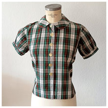 Laden Sie das Bild in den Galerie-Viewer, 1960s - Gorgeous Puffed Shoulders Plaid Cotton Blouse
