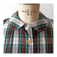 Laden Sie das Bild in den Galerie-Viewer, 1960s - Gorgeous Puffed Shoulders Plaid Cotton Blouse
