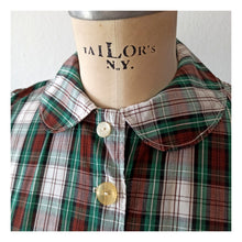 Laden Sie das Bild in den Galerie-Viewer, 1960s - Gorgeous Puffed Shoulders Plaid Cotton Blouse
