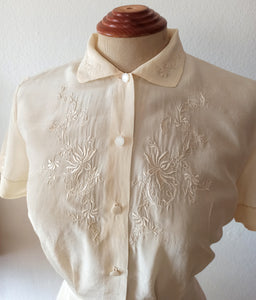 1940s - Delightful Pure Silk Embroidery Blouse - W29 (74cm)