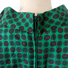 Load image into Gallery viewer, 1960s - Stunning Pure Silk Green Dress - W36 (92cm)
