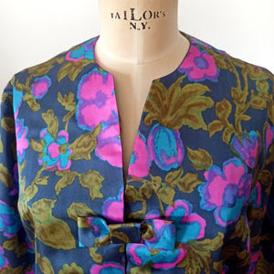 1960s - MA ROBE CREATION, France - Fabulous Satin Jacket - Size 48