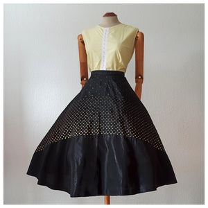 1950s - Stunning Black Golden Dots Satin Skirt - W26 (66cm)