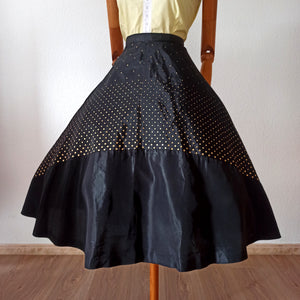 1950s - Stunning Black Golden Dots Satin Skirt - W26 (66cm)