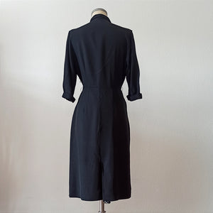 1940s - Elegant Peplum Black Rayon Dress - W28 (72cm)