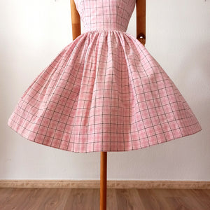 1950s - BAGATELLE, Switzerland - Adorable Pink Black Cotton Dress - W25 (64cm)