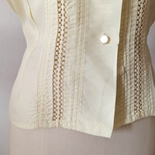 Carica l&#39;immagine nel visualizzatore di Gallery, 1950s - ST. MICHAEL, UK - Gorgeous Vanilla Blouse - W35 (90cm)
