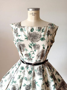 1950s - CHIC PARIS, France - Spectacular Roseprint Dress - W28.5 (72cm)