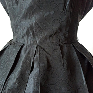 1950s - Elegant Black Satin Night Dress - W29 (74cm)