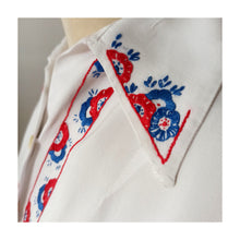 Load image into Gallery viewer, 1930s 1940s - Adorable Embroidery Rayon Blouse - W31.5 (80cm)
