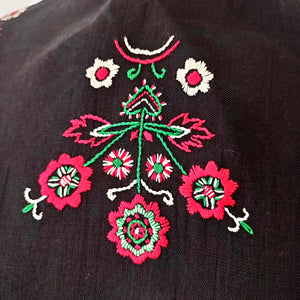 1940s - Stunning Hand Embroidered Linen Blouse - W30 (76cm)