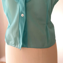 Laden Sie das Bild in den Galerie-Viewer, 1950s - DEADSTOCK - French Blue Nylon Blouse - Sz. 48
