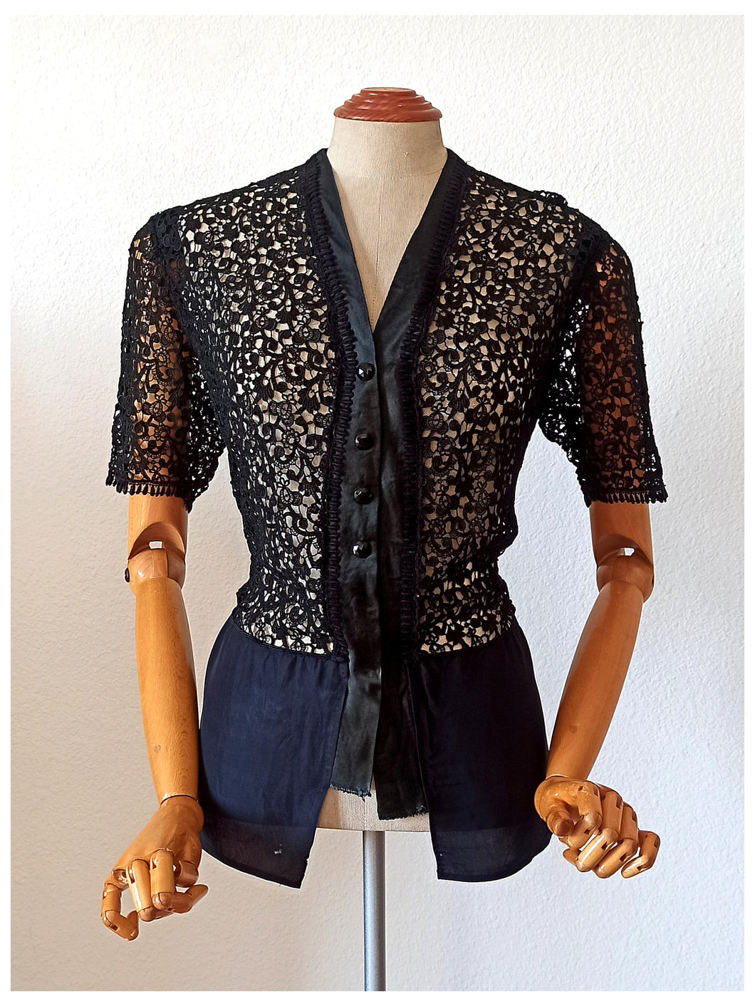 1940s - Superb Black Cotton Lace Blouse - W35 (90cm)