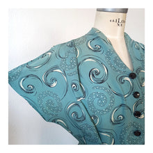 Cargar imagen en el visor de la galería, 1940s - Spectacular German Teal Silk Printed Dress - W39 (100cm)
