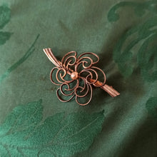 Charger l&#39;image dans la galerie, 1950s - Stunning Emerald Green Silk Dress - W32 (82cm)
