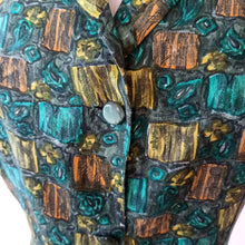 Charger l&#39;image dans la galerie, 1950s - Gorgeous Green Abstract Rayon Blouse - Sz. M/L
