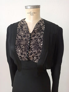 1930s - Outstanding Hand Embroidered Black Crepe Silk Dress - W31 (80cm)