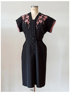 1940s 1950s - EUREKA, USA - Stunning Pink & Black Grapes Dress - W35 (88cm)