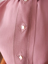 Charger l&#39;image dans la galerie, 1940s - Sublime Antique Pink Silk Blouse - Sz. 46

