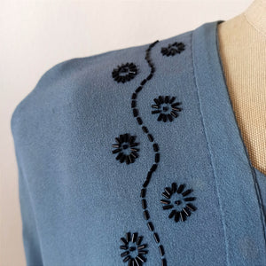 1940s - Delightful Teal Blue Beaded Crepe Dress - W29 (74cm)