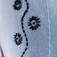 Cargar imagen en el visor de la galería, 1940s - Delightful Teal Blue Beaded Crepe Dress - W29 (74cm)
