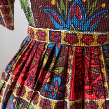 Charger l&#39;image dans la galerie, 1950s 1960s - Stunning Novelty Waffle Cotton Dress - W27.5 (70cm)
