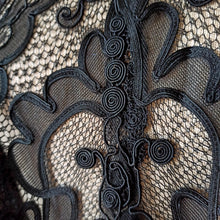 Cargar imagen en el visor de la galería, 1930s - Outstanding Handmade Pure Silk Lace Duster
