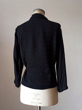 Charger l&#39;image dans la galerie, 1940s 1950s - Fabulous Black Flecked Wool Rayon Blouse - W39 (100cm)
