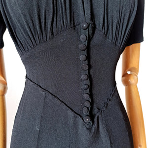 1930s - Delicious Black Crepe Dress - W28 (72cm)