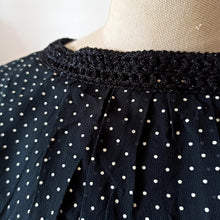 Cargar imagen en el visor de la galería, 1950s 1960s - Exquisite Black Dots Organza Silk Dress - W27.5 (70cm)
