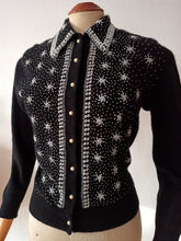 Charger l&#39;image dans la galerie, 1950s - Stunning Black Beaded Angora Wool Cardigan
