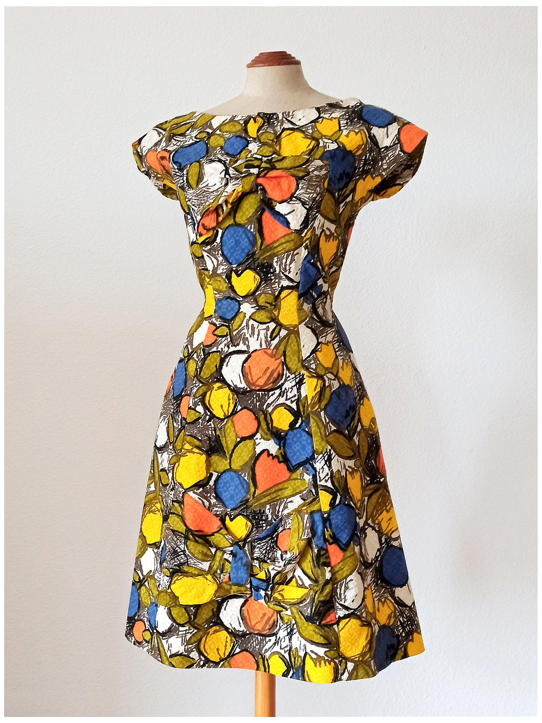 1950s - Spectacular Abstract Barkcloth Dress - W24 (60cm)