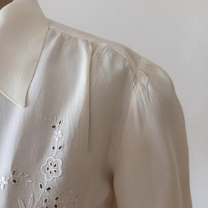 1940s - Exquisite Silk Crepe Embroidery Blouse - Sz. 48