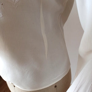 1940s - Exquisite Silk Crepe Embroidery Blouse - Sz. 48