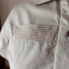 Load image into Gallery viewer, 1950s - Beautiful Light Green Textured Silk Blouse - Sz.46
