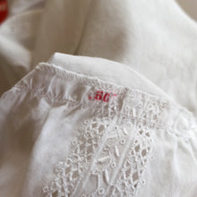 Load image into Gallery viewer, 1950s - ZETA, France - Lovely White Cotton Blouse - Sz.50
